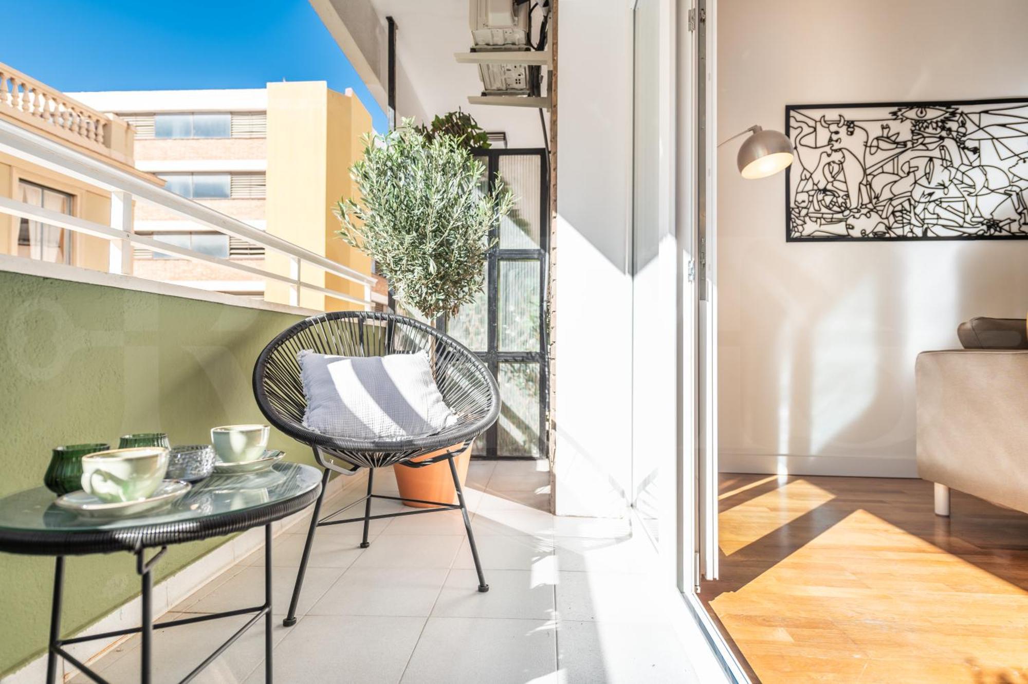 Exquisite And Charming Experience In Soho By Rems *